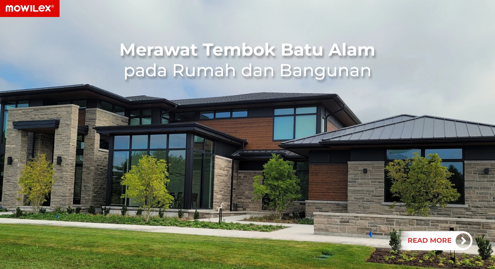 Merawat tembok batu alam