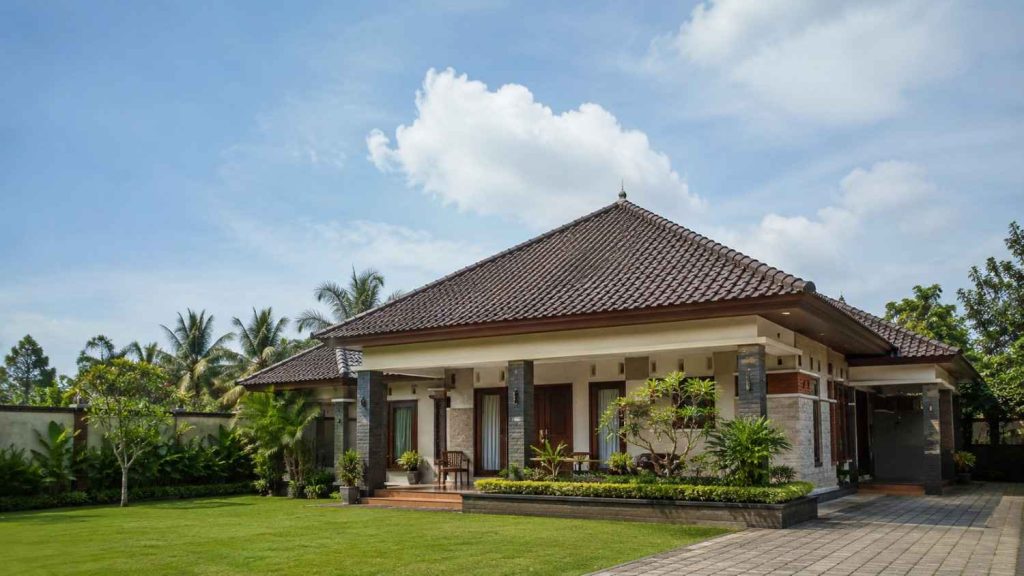 atap rumah model perisai